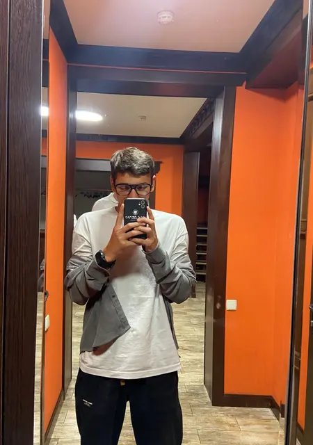 Рауль из Нальчика, мне 20, познакомлюсь на одну ночь