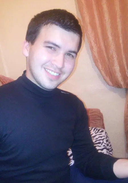 Антон из Салехарда, ищу на сайте знакомства на одну ночь