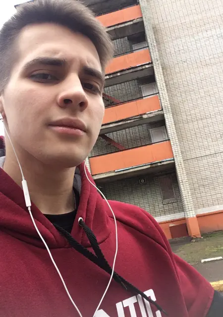 Александр из Конакова, мне 25, познакомлюсь на одну ночь