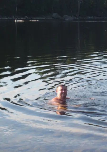 Коля из Североморска, ищу на сайте знакомства на одну ночь