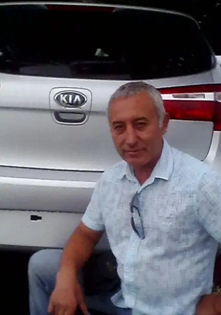 Андрей из Твери, мне 60, познакомлюсь на одну ночь