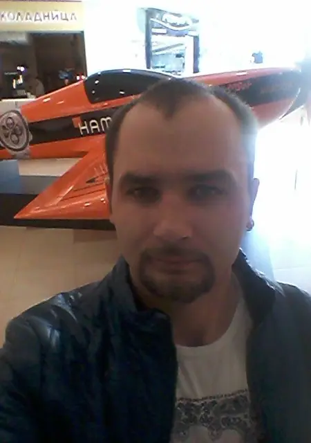 Антон из Бердска, ищу на сайте знакомства на одну ночь