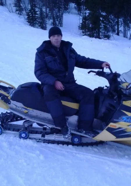 Жека из Таштагола, ищу на сайте знакомства на одну ночь