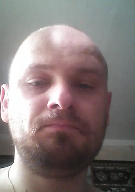 Александр из Томилина, мне 42, познакомлюсь на одну ночь