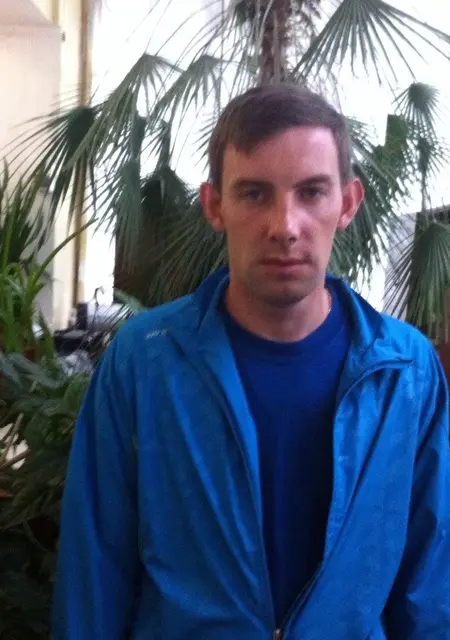 Сергей из Луги, ищу на сайте знакомства на одну ночь