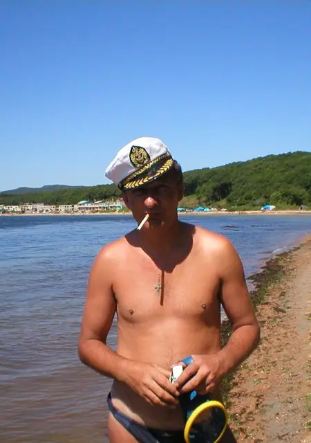 Vladar из Спасска-Дальнего, мне 53, познакомлюсь для общения