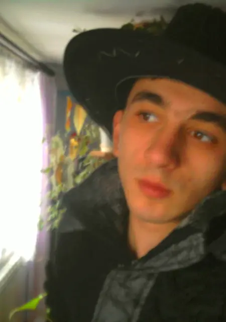 Igor з Рахів, мені 33 років, познайомлюсь для постійні стосунки