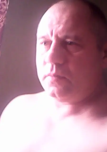 Я Владимир, 55, из Осинников, ищу знакомства без обязательств