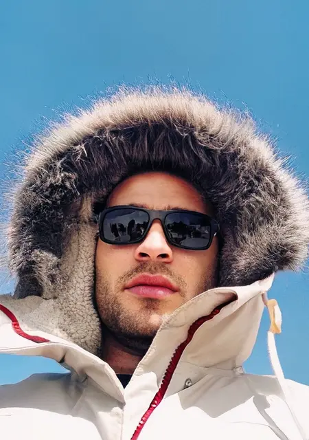 Давид из Уфы, ищу на сайте приятное времяпровождение