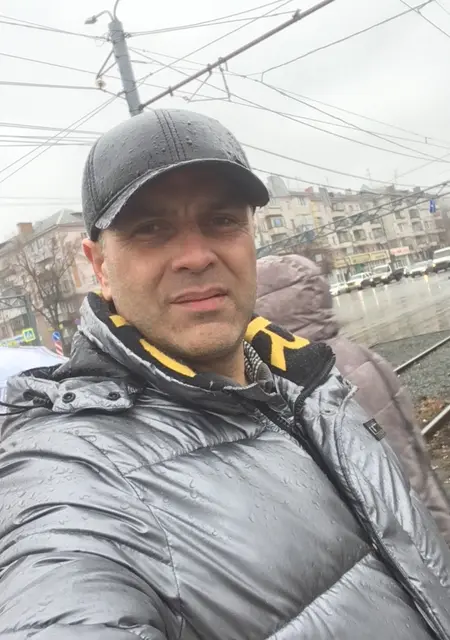 Tom из Омска, мне 44, познакомлюсь на одну ночь