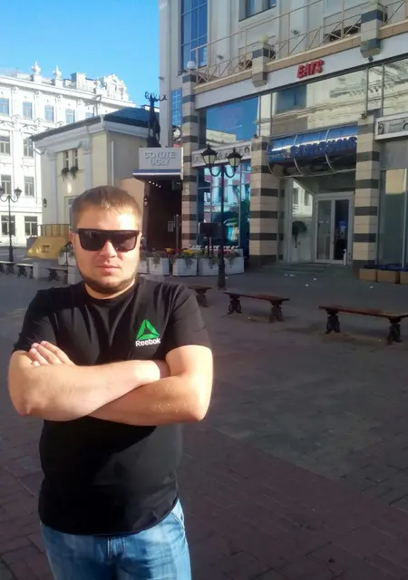 Я Артём, 34, из Бугульмы, ищу знакомства без обязательств