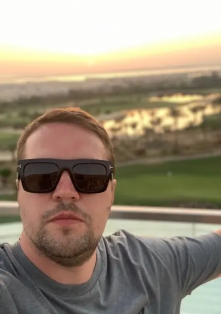 Дмитрий из Красногорска, ищу на сайте общение