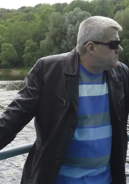 Edvard из Гродно, ищу на сайте знакомства на одну ночь