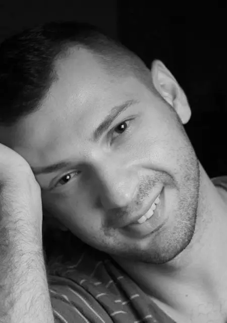 Я Viktor, 44, из Коростеня, ищу знакомства без обязательств