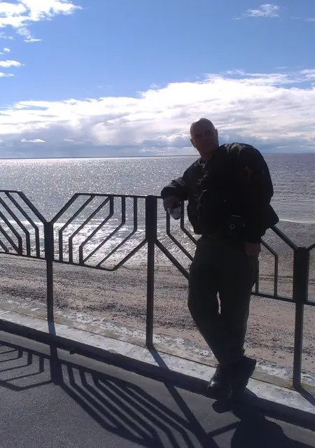 Я Лексей, 43, знакомлюсь на одну ночь в Катунине