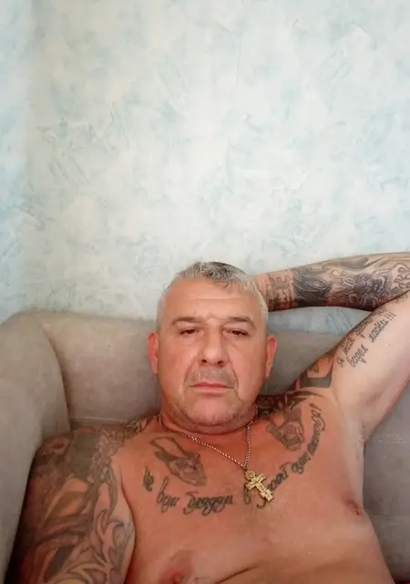 Я Виталий, 49, знакомлюсь для приятного времяпровождения в Бердске