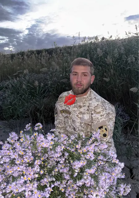 Я Егор, 20, из Батайска, ищу знакомство для постоянных отношений