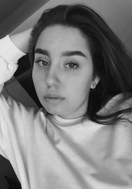 Я Аня, 22, из Новосибирска, ищу знакомство для постоянных отношений