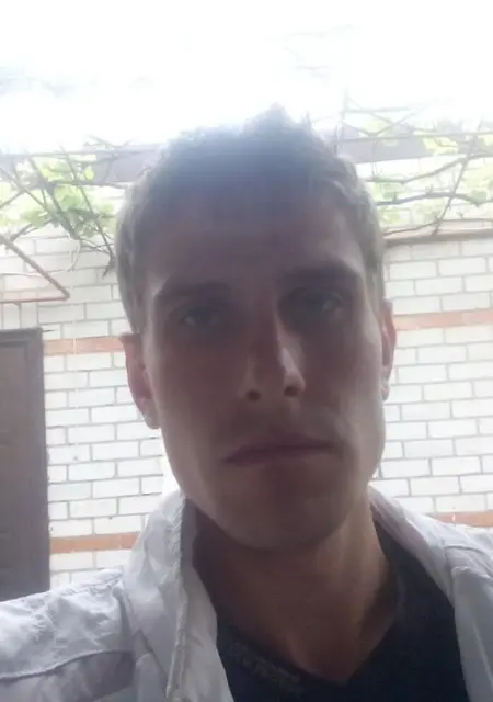 Я Сергей, 32, из Георгиевска, ищу знакомство для вирта