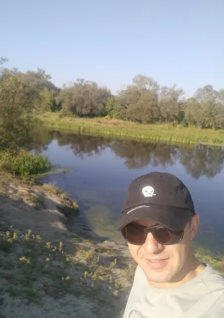 Алекс из Тамбова, ищу на сайте знакомства на одну ночь