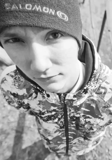 Я Алексей, 20, из Архангельска, ищу знакомство для общения