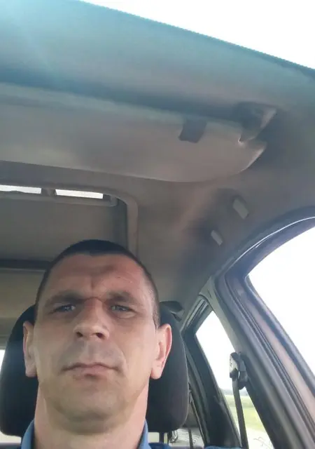 Я Сергей, 25, из Шклова, ищу знакомство для общения