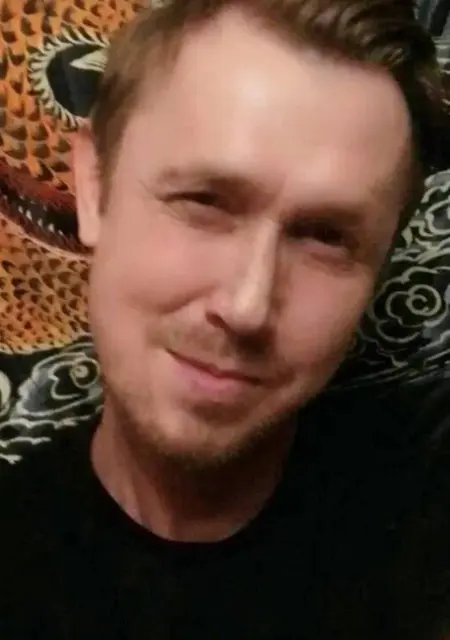 Валерий из Ульяновска, ищу на сайте знакомства на одну ночь