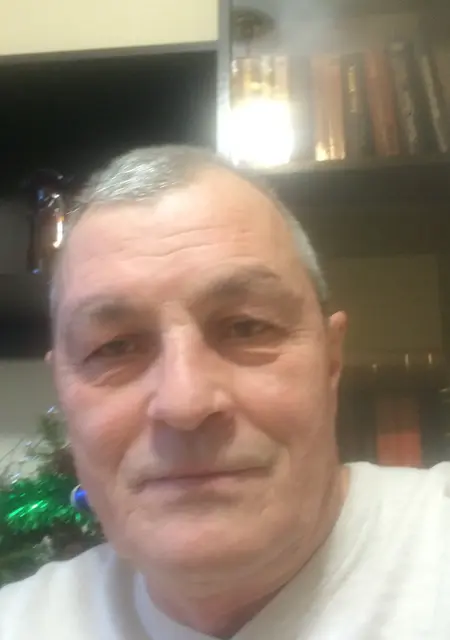 Я Павел, 49, знакомлюсь для вирта в Екатеринбурге