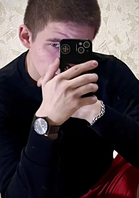 Я Евгений, 22, знакомлюсь для приятного времяпровождения в Сургуте
