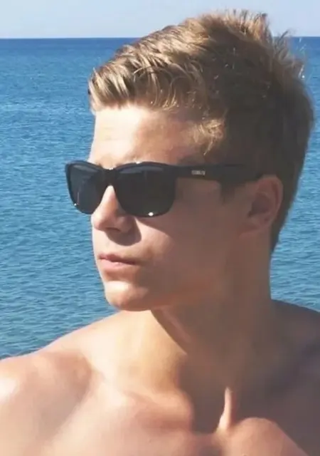 Никита из Саранска, ищу на сайте открытые отношения