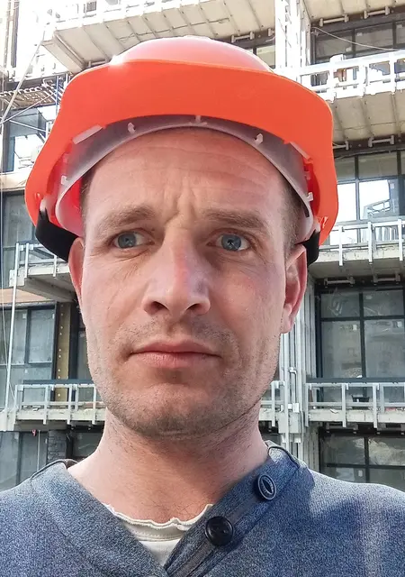 Дмитрий из Гурзуфа, мне 36, познакомлюсь для приятного времяпровождения