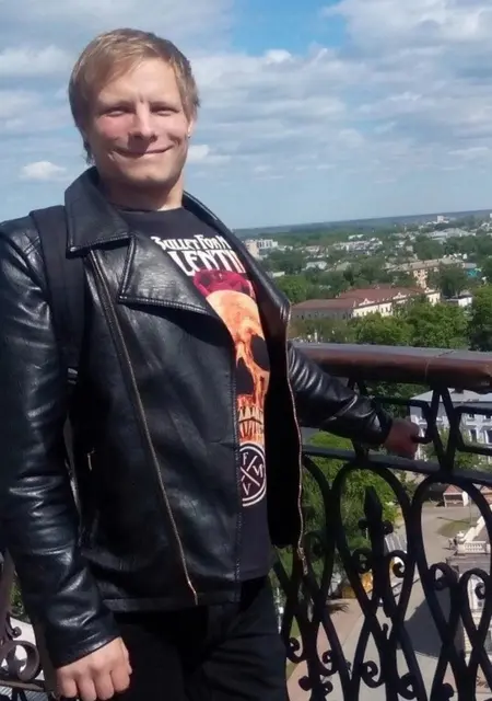 Я Руслан, 31, знакомлюсь для совместных путешествий в Вологде