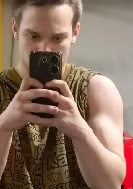 Я Данил, 25, знакомлюсь на одну ночь в Кирове