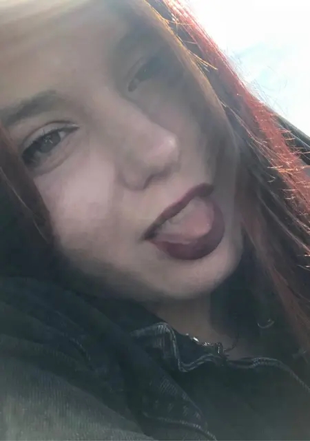 Яна из Уфы, ищу на сайте приятное времяпровождение