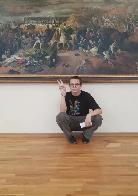 Саша из Таганрога, мне 19, познакомлюсь на одну ночь