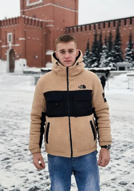 Я Юрий, 25, из Артема, ищу знакомства на одну ночь