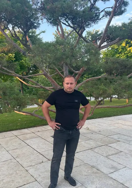 Я Максим, 40, из Липецка, ищу знакомства без обязательств