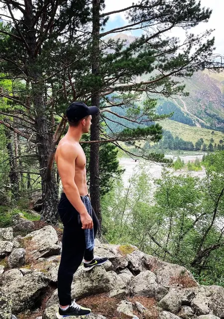 Михаил из Волжского, ищу на сайте знакомства без обязательств