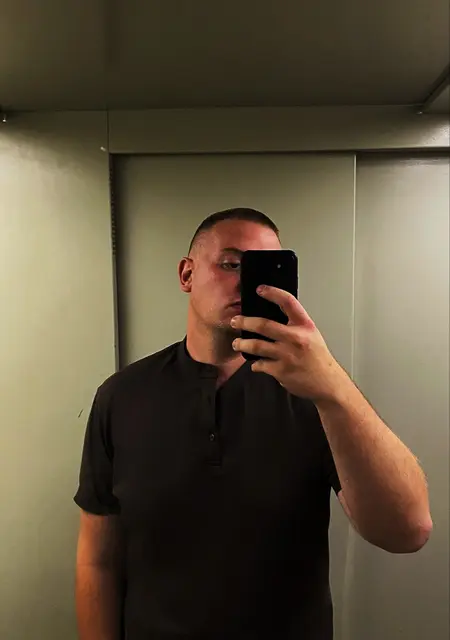 Фёдор из Тамбова, мне 27, познакомлюсь на одну ночь