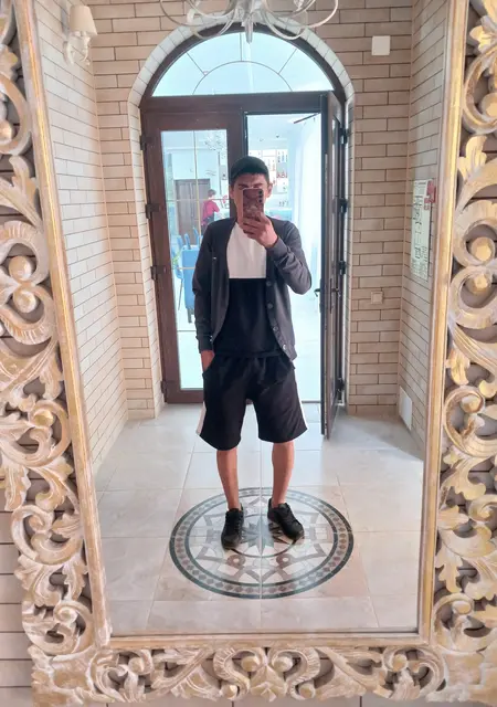 Я Игорь, 33, знакомлюсь для приятного времяпровождения в Севастополе