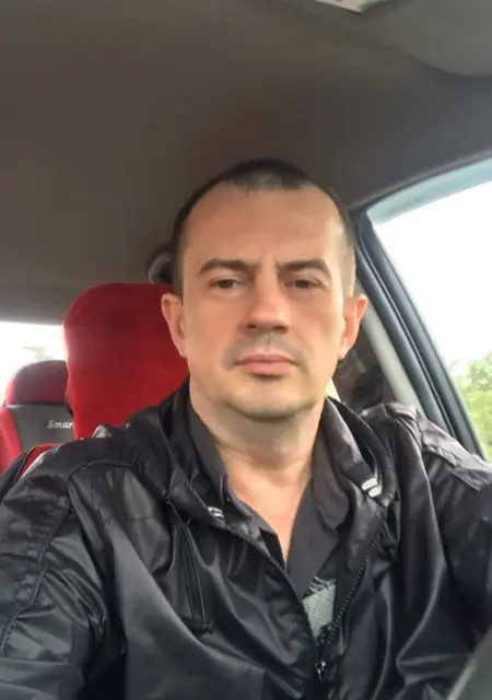 Роман из Тюмени, ищу на сайте знакомства без обязательств