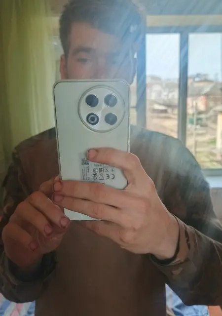 Я Антон, 21, знакомлюсь на одну ночь в Большом Камне