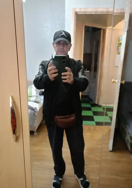 Я Feniks, 48, из Абакана, ищу знакомство для постоянных отношений