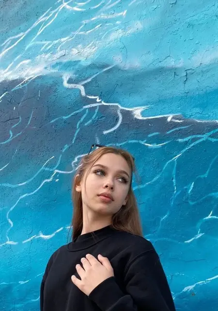 Юля из Екатеринбурга, ищу на сайте общение