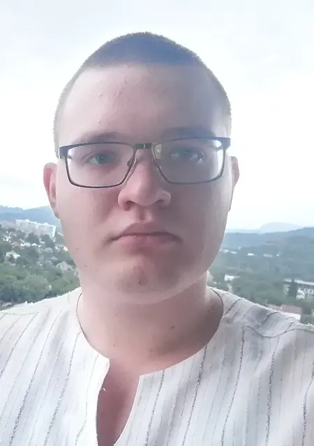 Я Никита, 18, из Москвы, ищу знакомства без обязательств