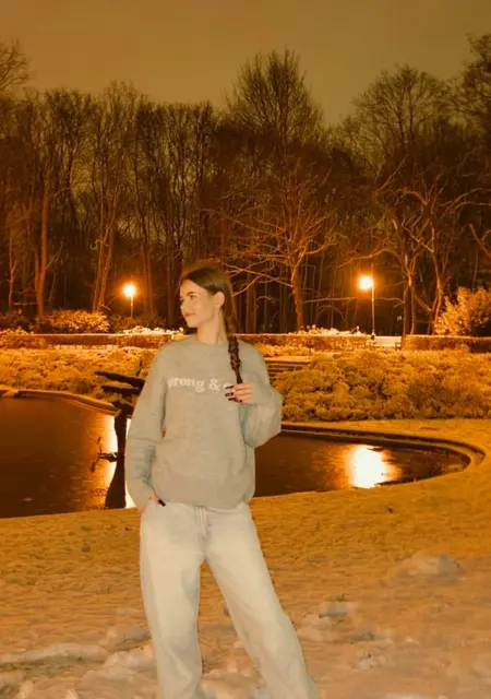 Яна из Ростова-на-Дону, мне 21, познакомлюсь для открытые отношения