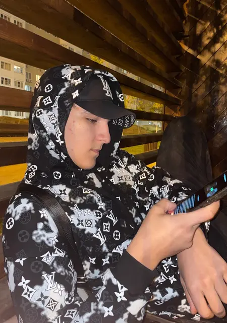 Я Иван, 25, знакомлюсь для вирта в Грозном