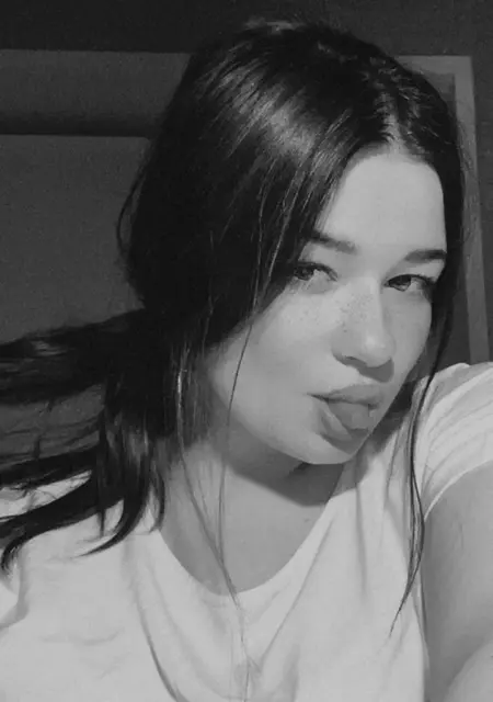 Диана из Тулы, ищу на сайте знакомства без обязательств