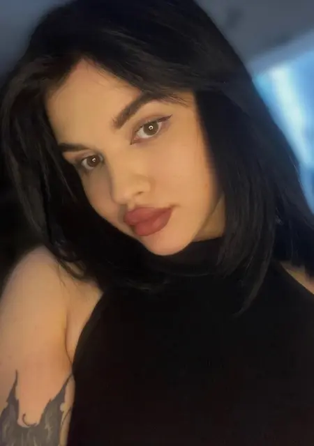 Я Аля, 21, из Новочеркасска, ищу знакомство для дружбы