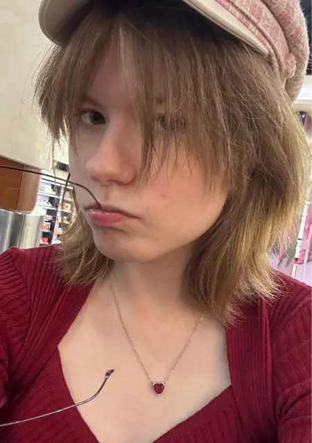 Маша из Новосибирска, ищу на сайте общение